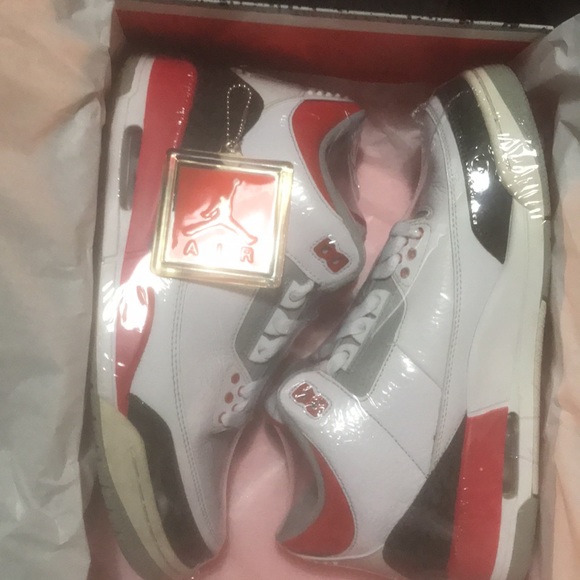 Fire Red 3s main image 5